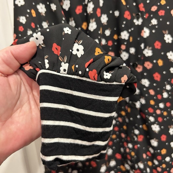 Cabi Womens Heart of Cabi Moulin Rouge Cheerful Floral 3957 Blouse Top Sz L - Picture 3 of 8